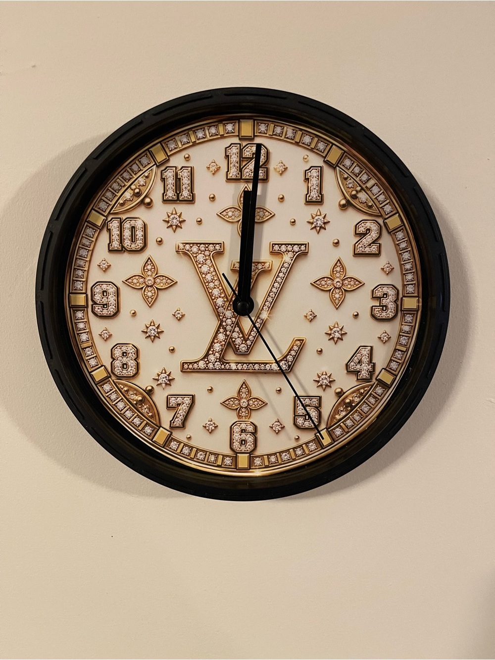 Louis Vuitton Gold and White Crystal LV Logo Advertising Wall Clock. - Picture 5 of 7